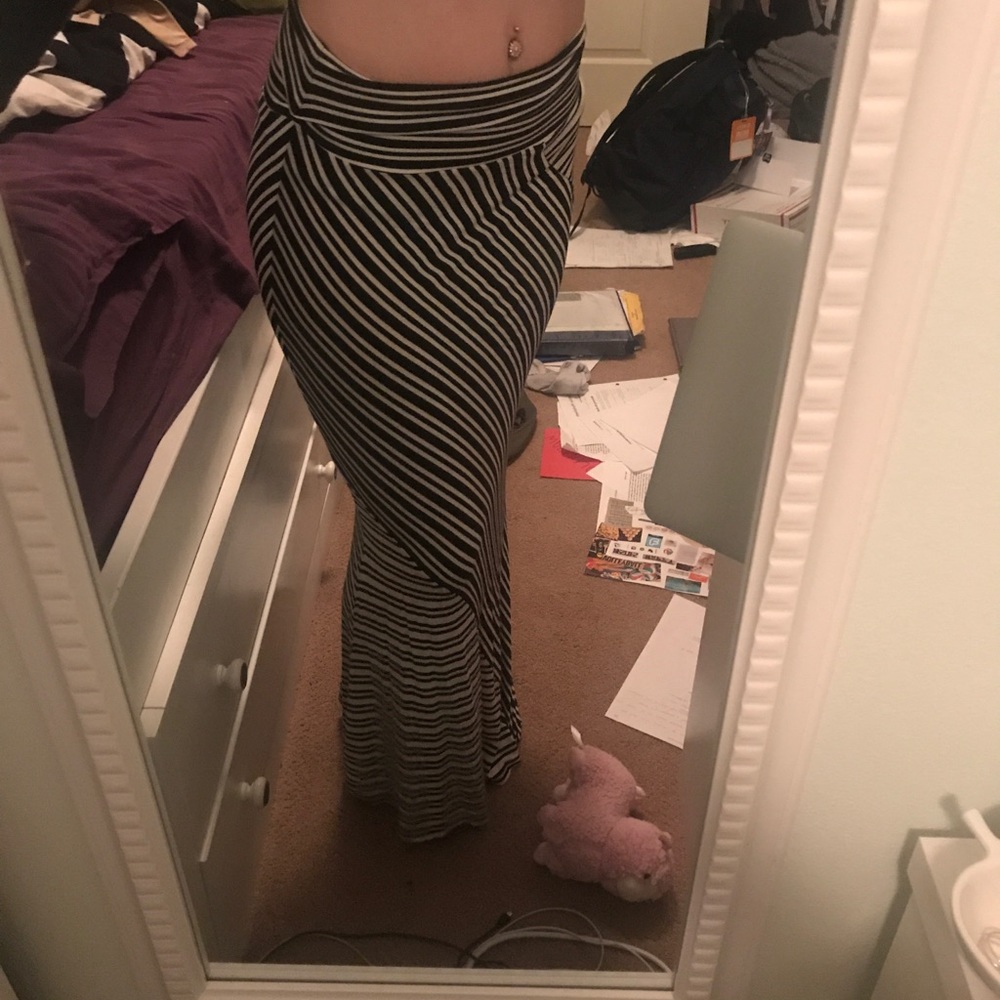 black and white pattern maxi skirt